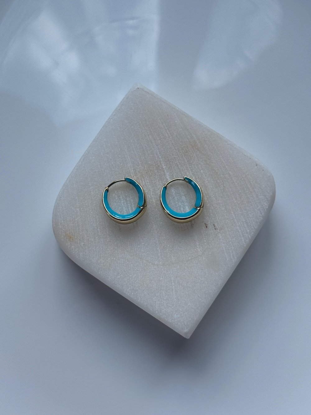 Vip 14k Mavi Mineli Oval Küpe
