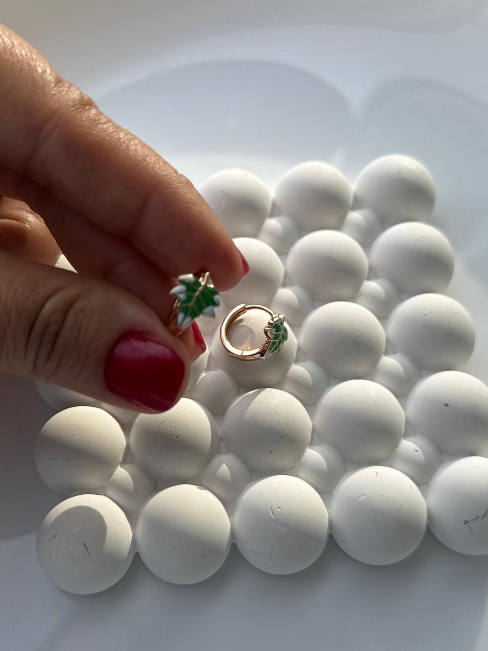 Vip 18k Yeşil Yaprak Figürlü Çocuk Küpe