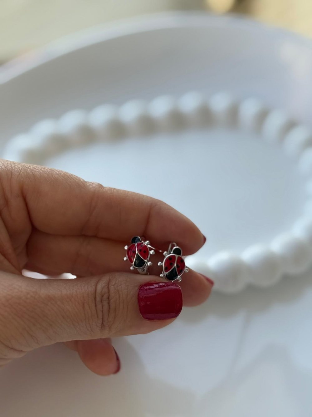 Vip Gri Uğurböceği Çocuk Küpe