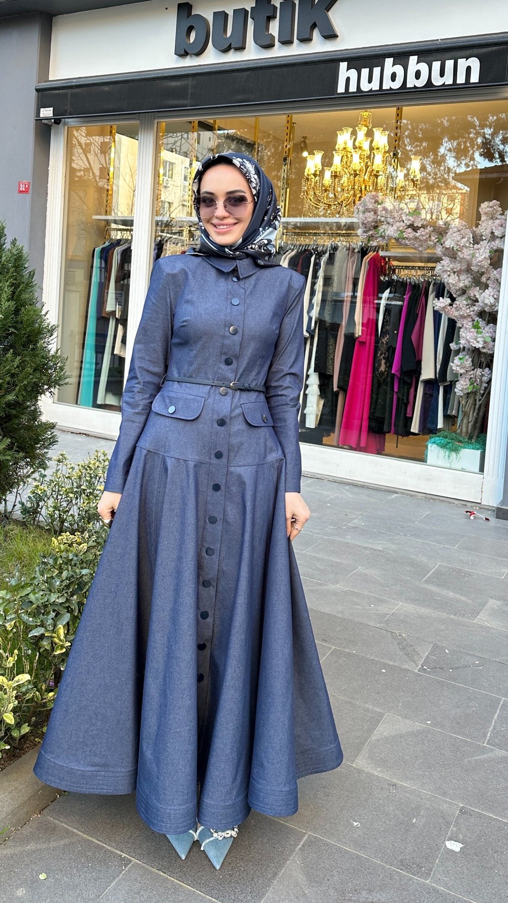 Belden Oturtmalı Denim Elbise