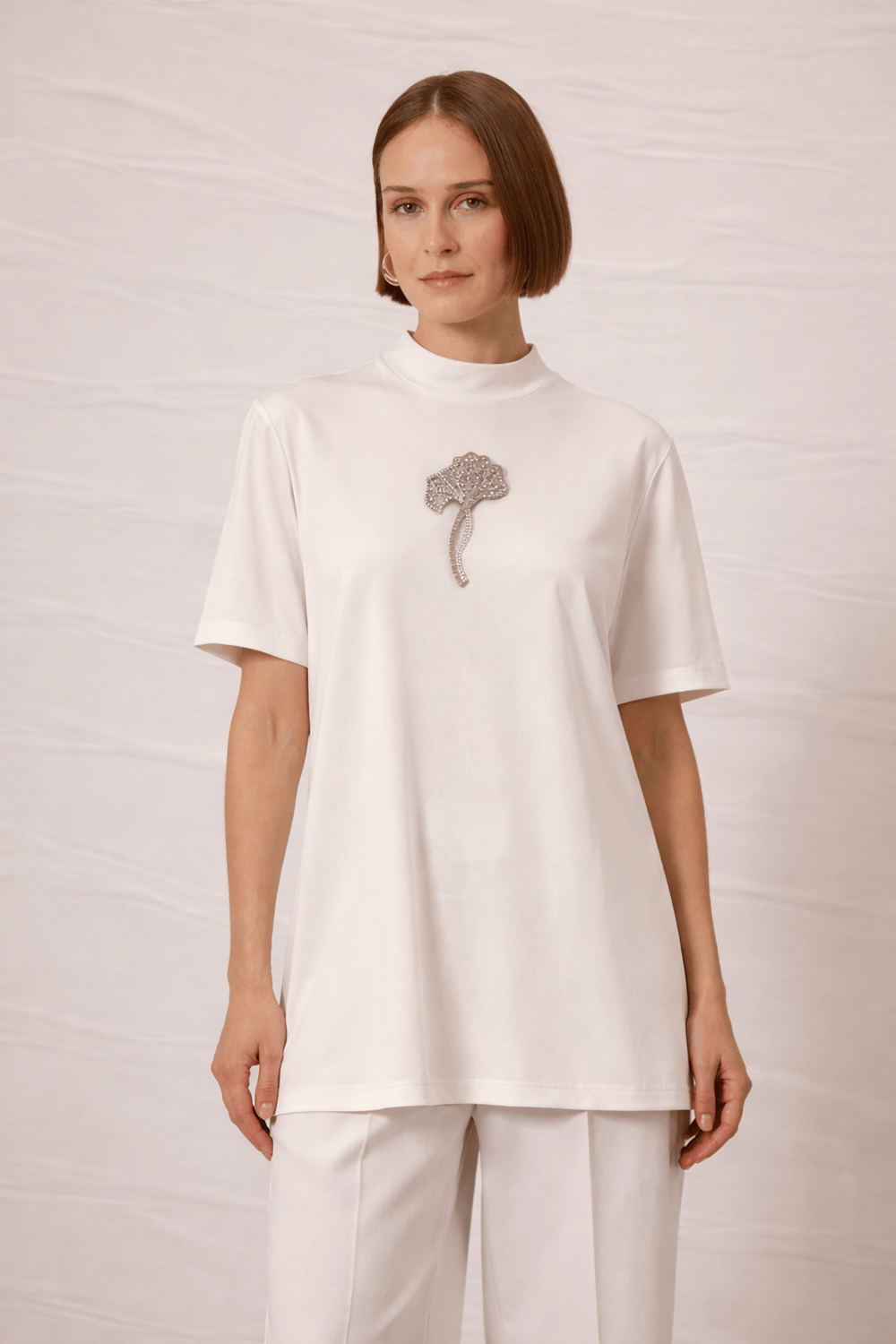 Çiçek Aksesuarlı Bambu Basic Tunik