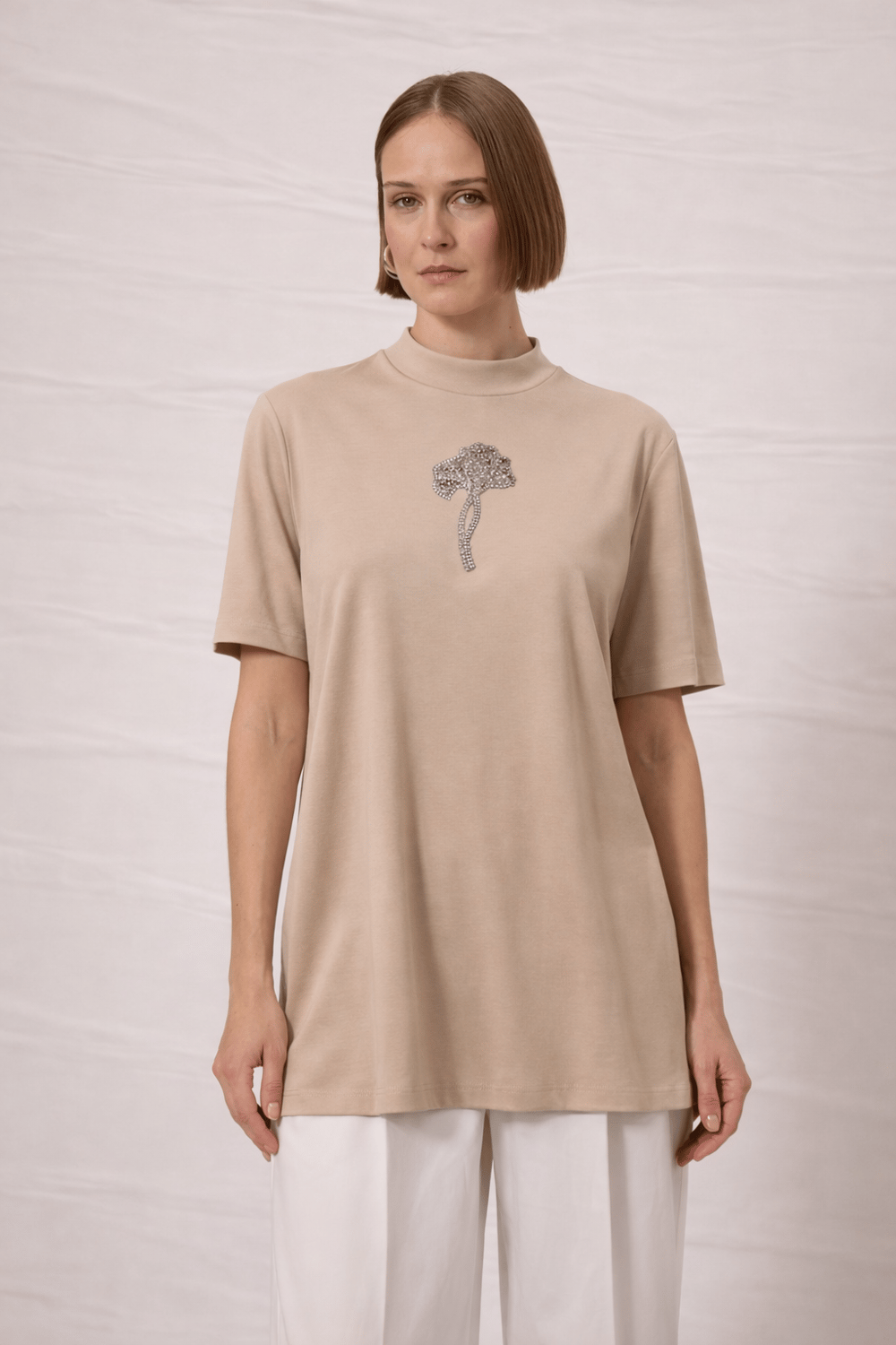 Çiçek Aksesuarlı Bambu Basic Tunik
