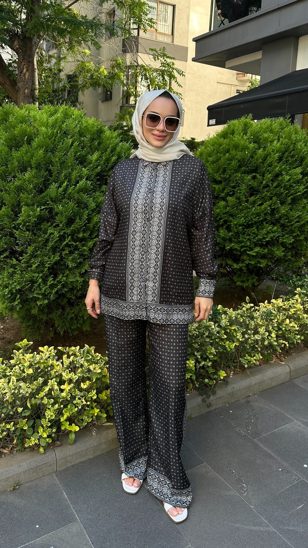 Desenli, Vual Takım