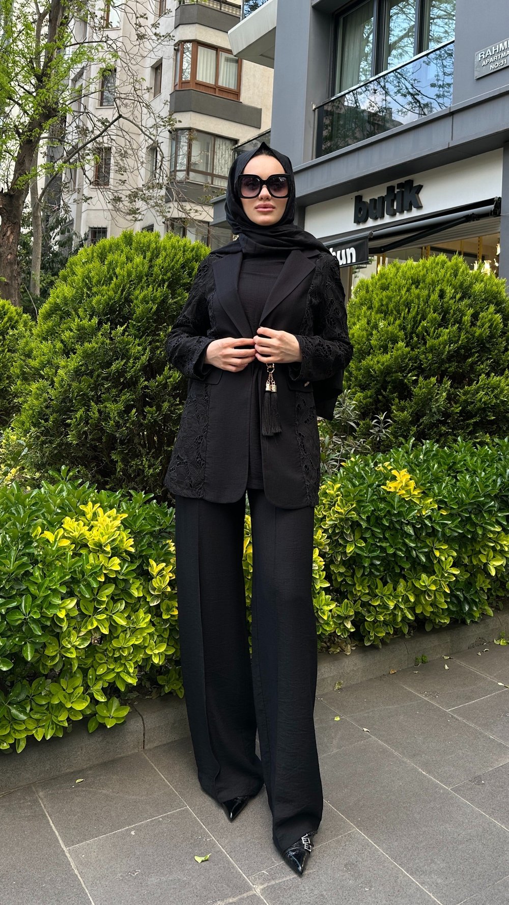 Rosa Suit