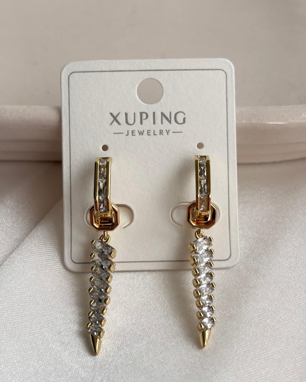 14K Xuping Baget Taşlı Mızrak Küpe