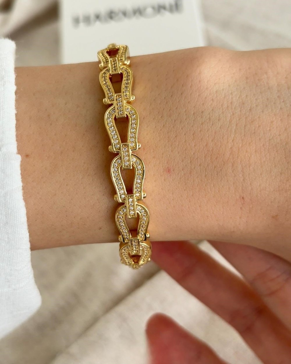 Xuping Gwen Zirkon Gold Kelepçe