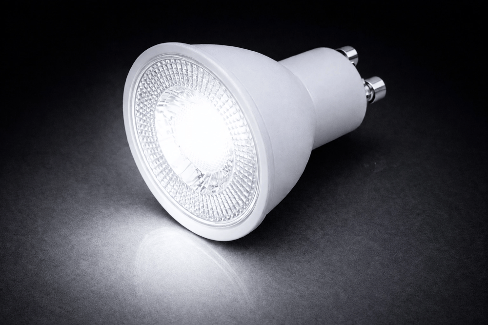 1 Adet NOAS YL91 0701 M 7W Mercekli Led Çanak Ampül 6500K Beyaz Işık GU10 Duy