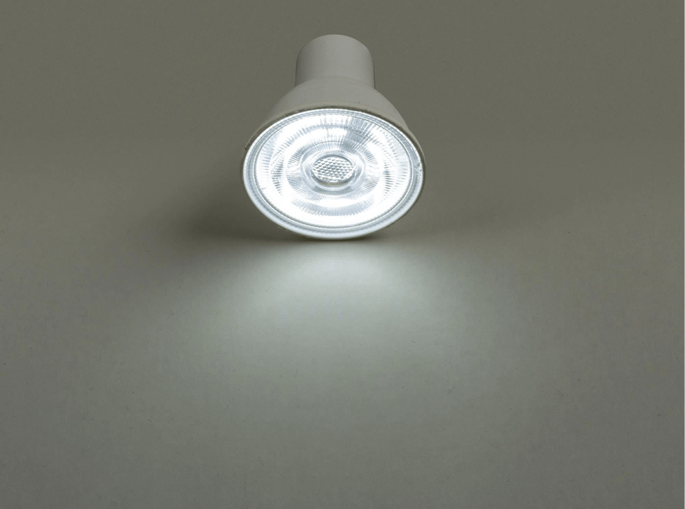 1 Adet NOAS YL91 0701 M 7W Mercekli Led Çanak Ampül 6500K Beyaz Işık GU10 Duy