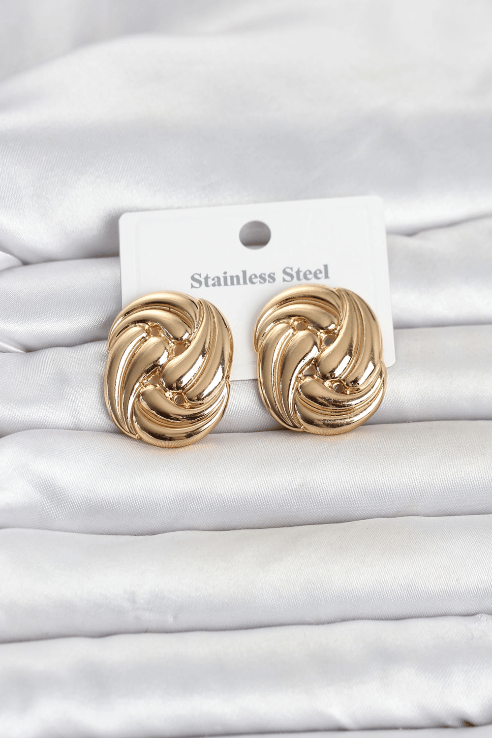 316L Çelik Gold Renk Motif Desen Model Kadın Küpe