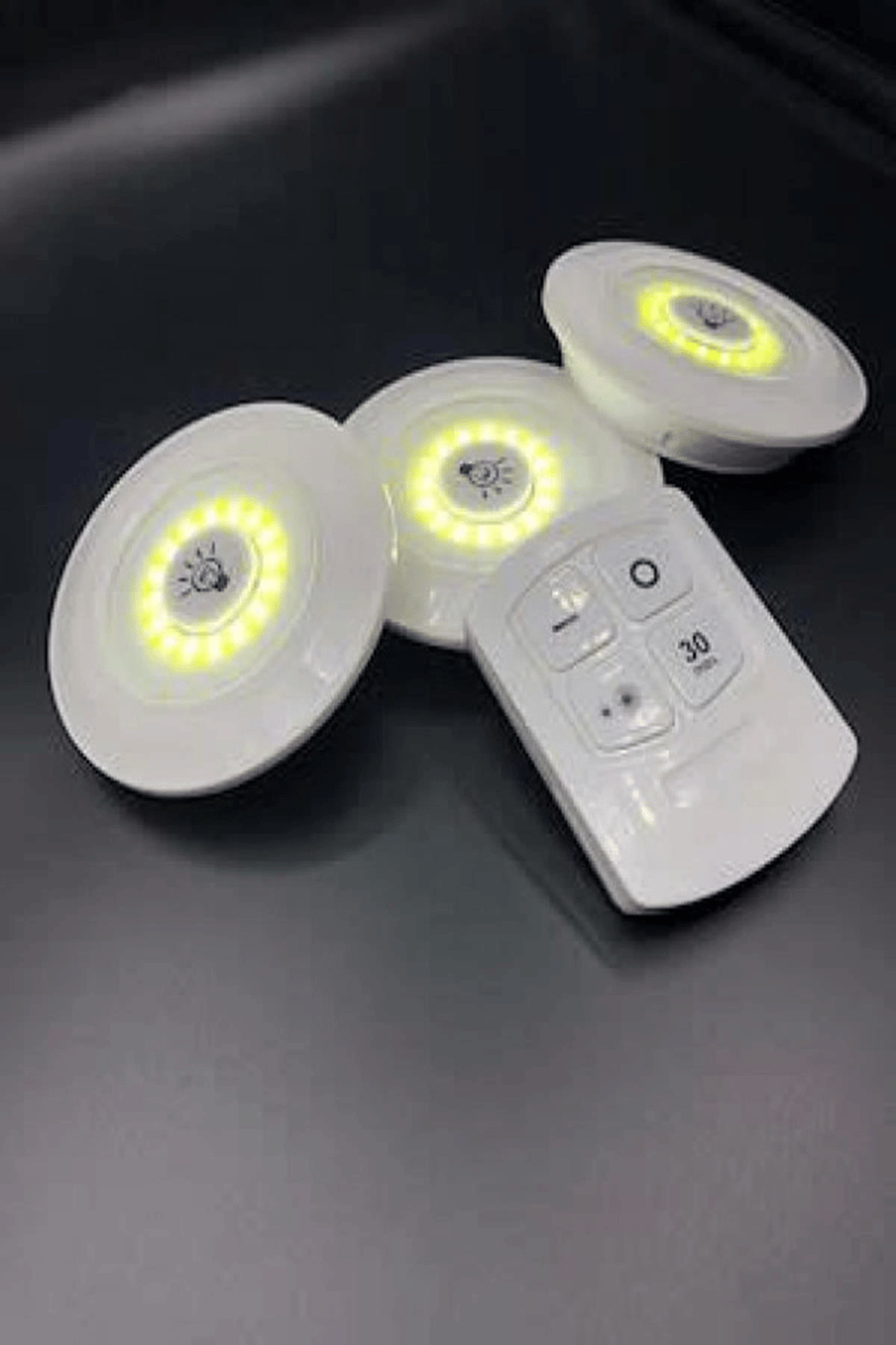3lü Uzaktan Kumandalı Yapışkanlı Kablosuz Led Spot Lambalar Bx40