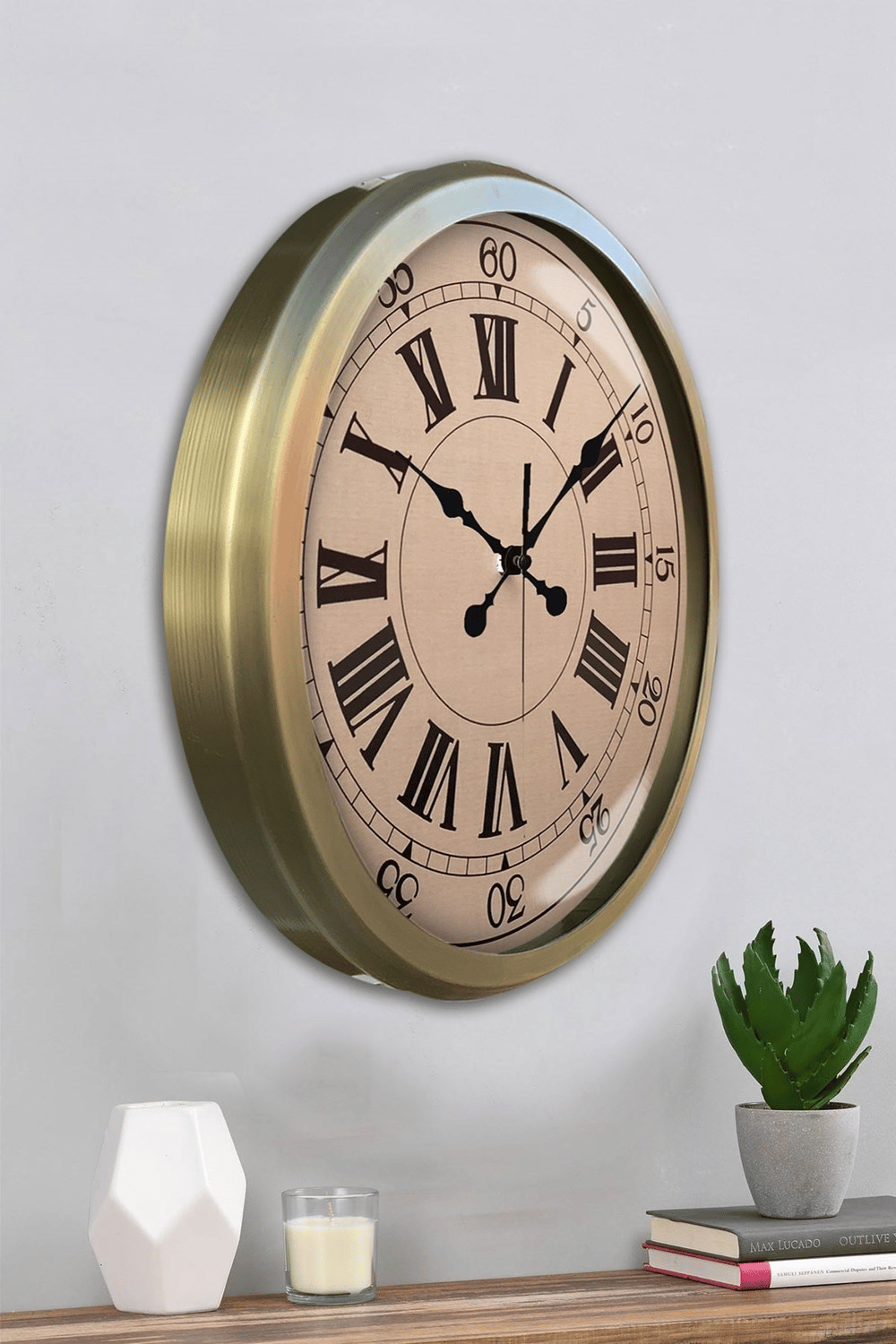 52 cm Eskitme Metal Roma Rakamlı Duvar Saati