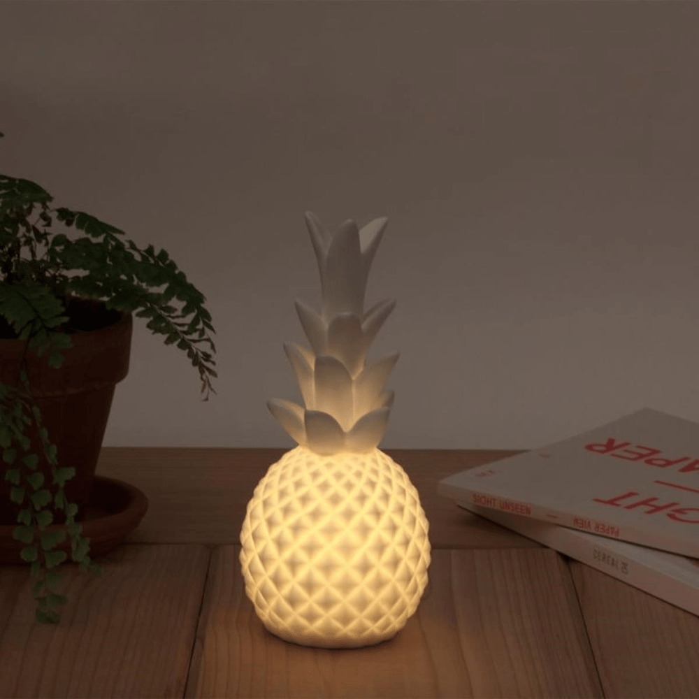 Ananas Şeklinde Desenli Büyük Boy Pilli Masa Ve Gece Lambası Bx40