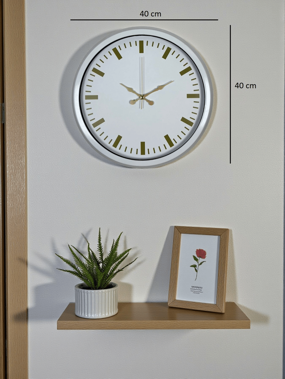 Beyaz Zarafet 40 Cm Metal Duvar Saati