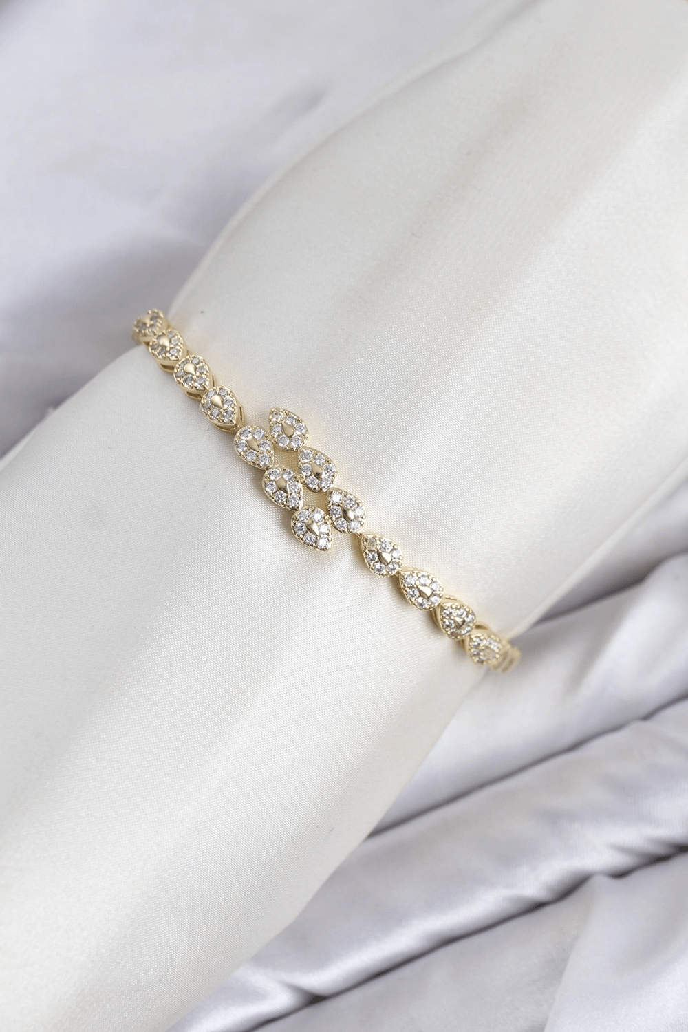 CM Damla Model Zirkon Taşlı VIP Seri Gold Renk Pirinç Kadın Bileklik