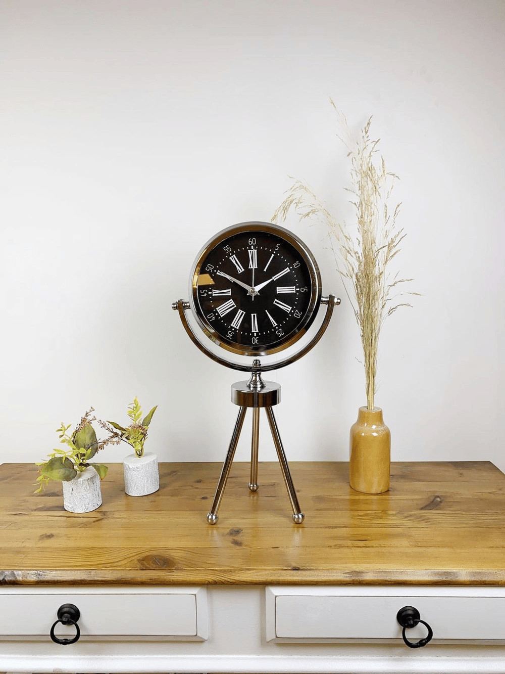 Krom Metal Mini Tripod Roma Rakamlı Masa Saati 45×26 cm