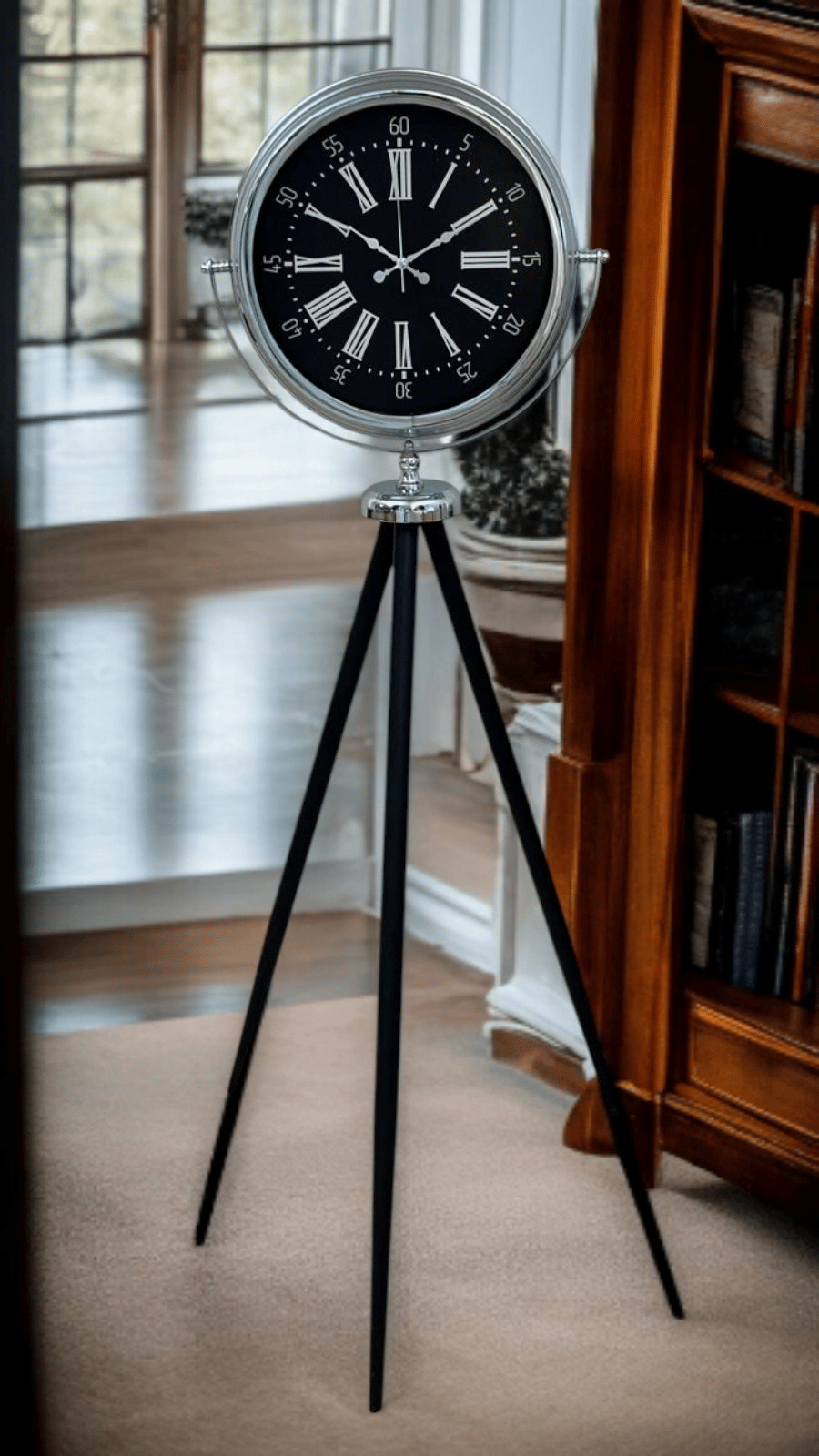 Majestic Krom Tripod Ayaklı Saat