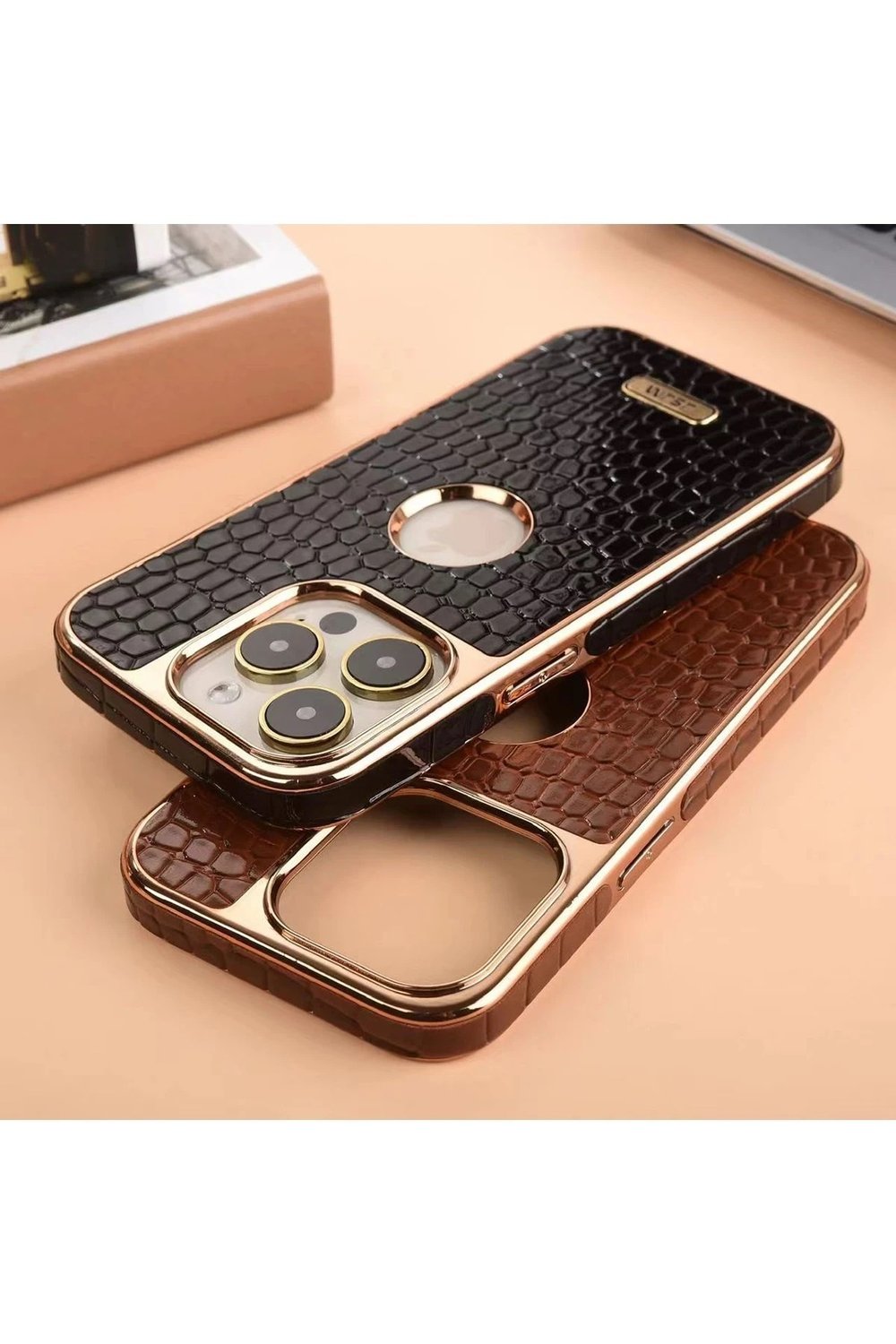Mey İthalat®  iPhone 14 Pro Kılıf Snake Kapak - Derin Mor