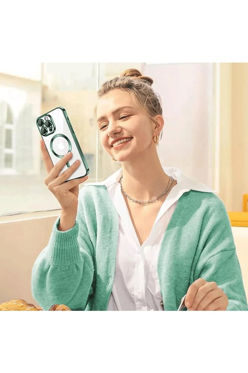 Mey İthalat®  iPhone 15 Pro Kılıf Kross Magneticsafe Kapak - Koyu Yeşil