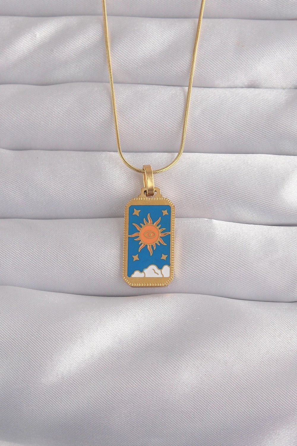 Mey İthalat® 316L Çelik Gold Renk Mavi Mineli Güneş Model Tarot Kolye