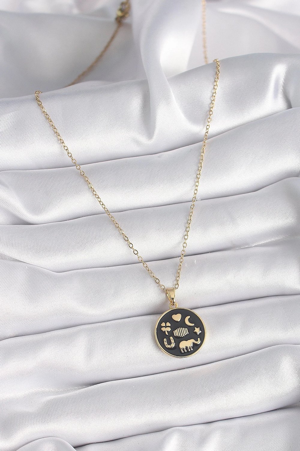 Mey İthalat® 316L Çelik Gold Renk Siyah Şans Kolyesi