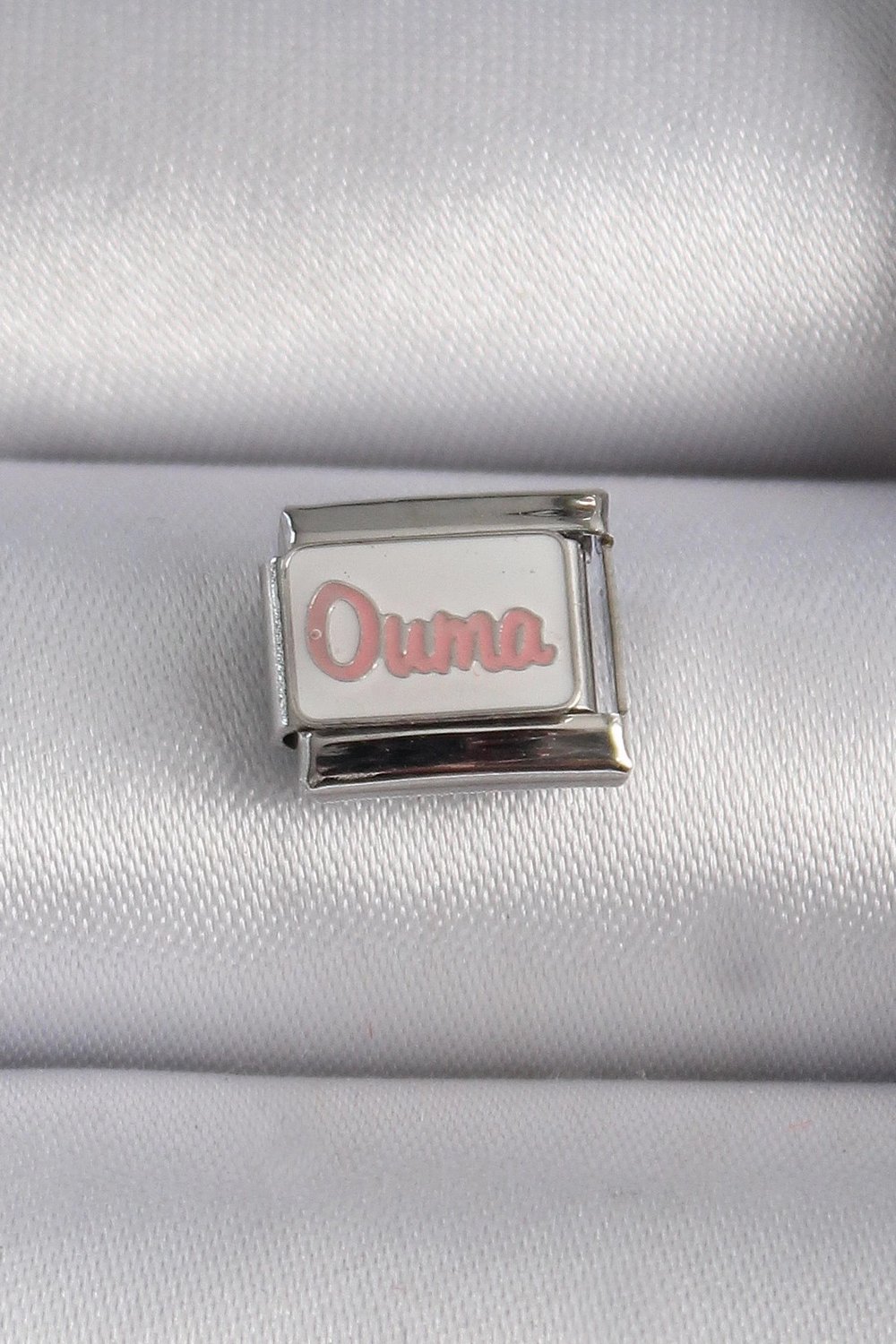Mey İthalat® 316L Çelik Gümüş Renk Beyaz Pembe Ouma İşlemeli Nomination Charm