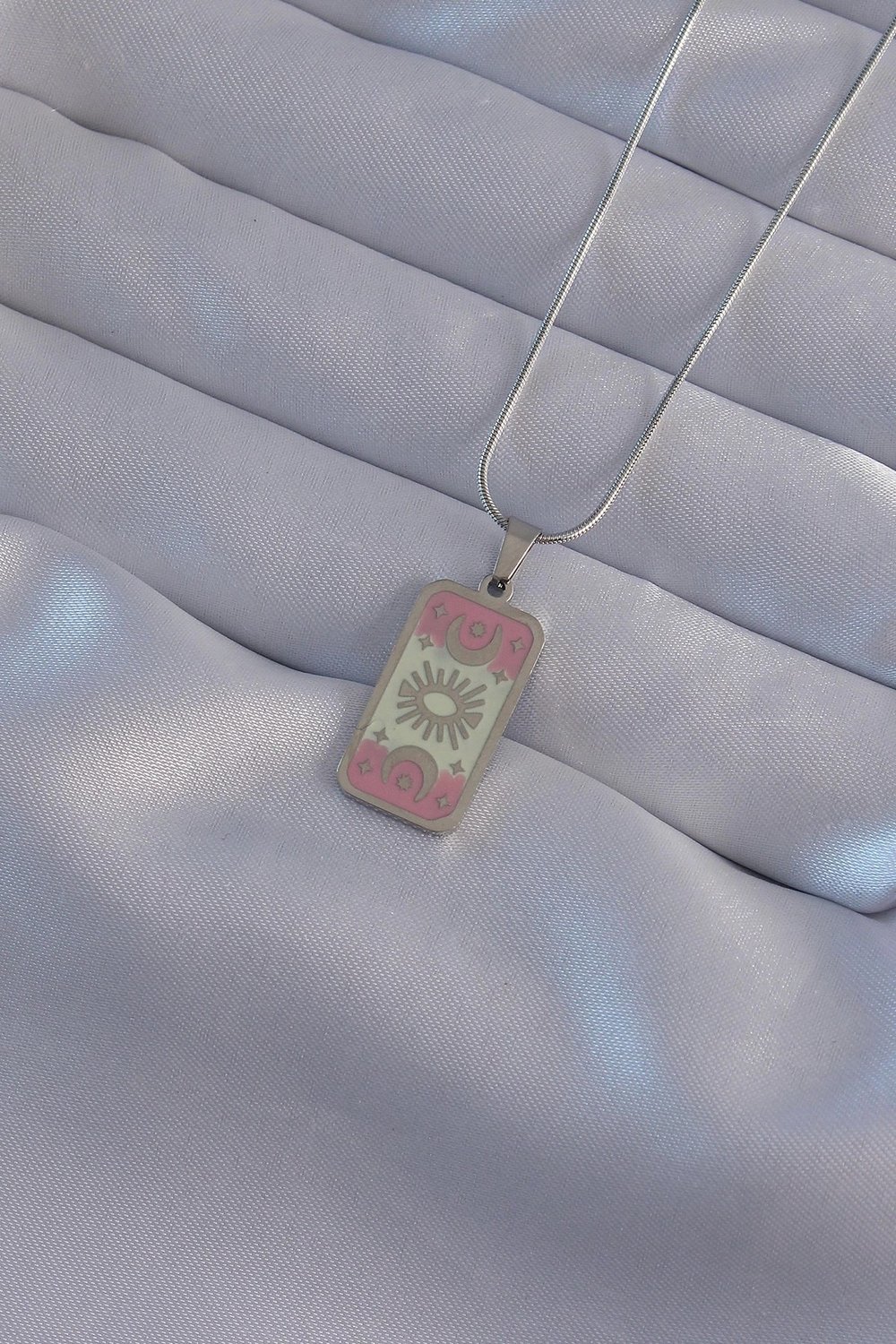 Mey İthalat® 316L Çelik Gümüş Renk Pembe Mineli Ay Figür Tarot Kolye