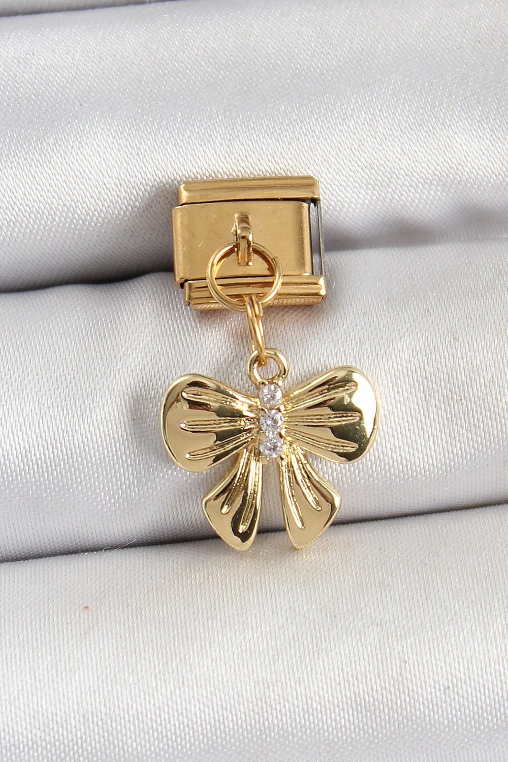 Mey İthalat® 316L Çelik Sallantılı Zirkon Taşlı Fiyonk Model Gold Renk Nomination Charm