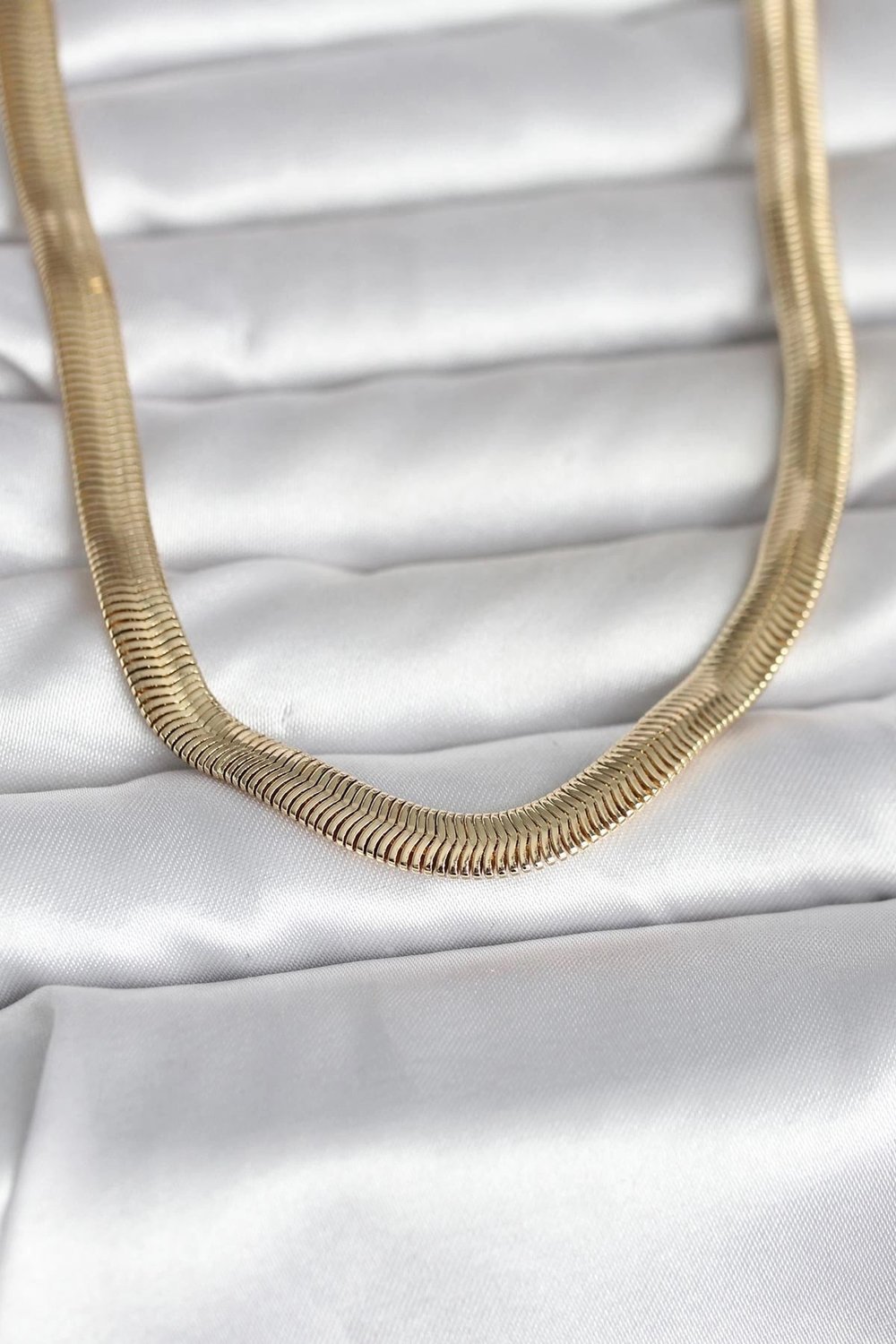 Mey İthalat® CM 14K Gold Renk Kalın Yassı Yılan Zincir Model 45 cm Kadın Kolye