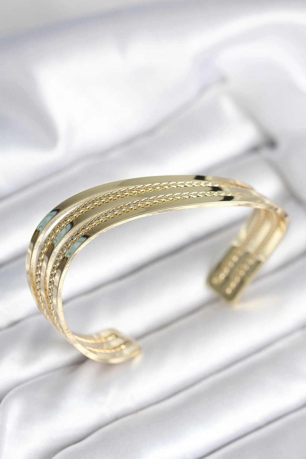 Mey İthalat® Eğik Şerit Model Gold Renk Pirinç Kadın Bileklik