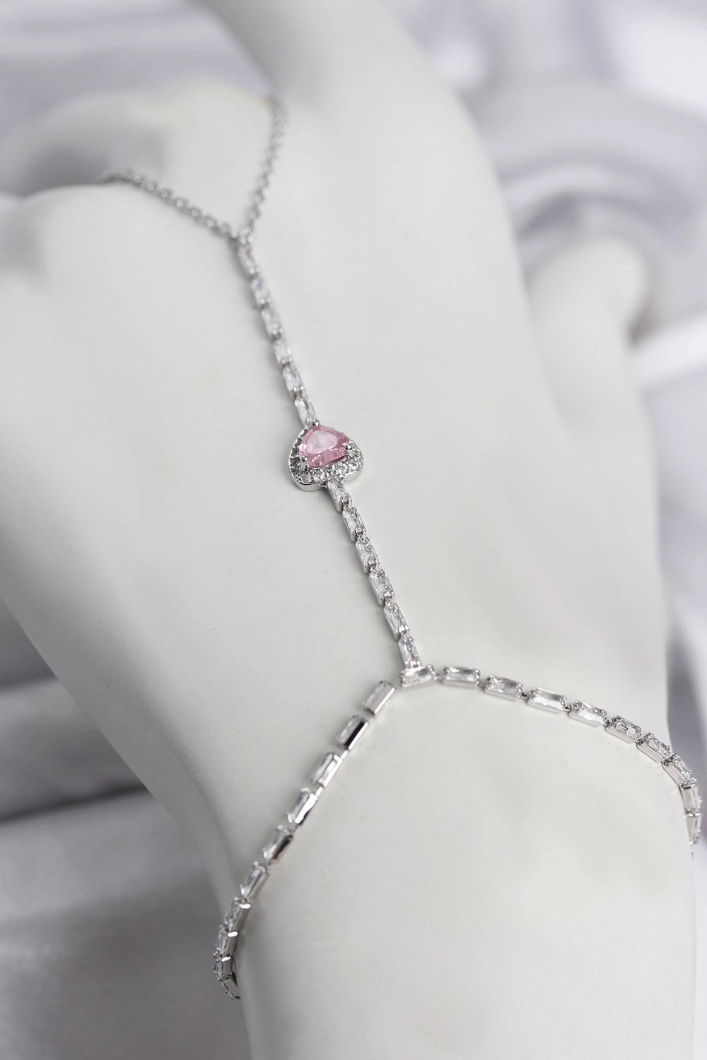 Mey İthalat® Gümüş Renk Pirinç Zirkon Taşlı Pembe Kalp Model Şahmeran