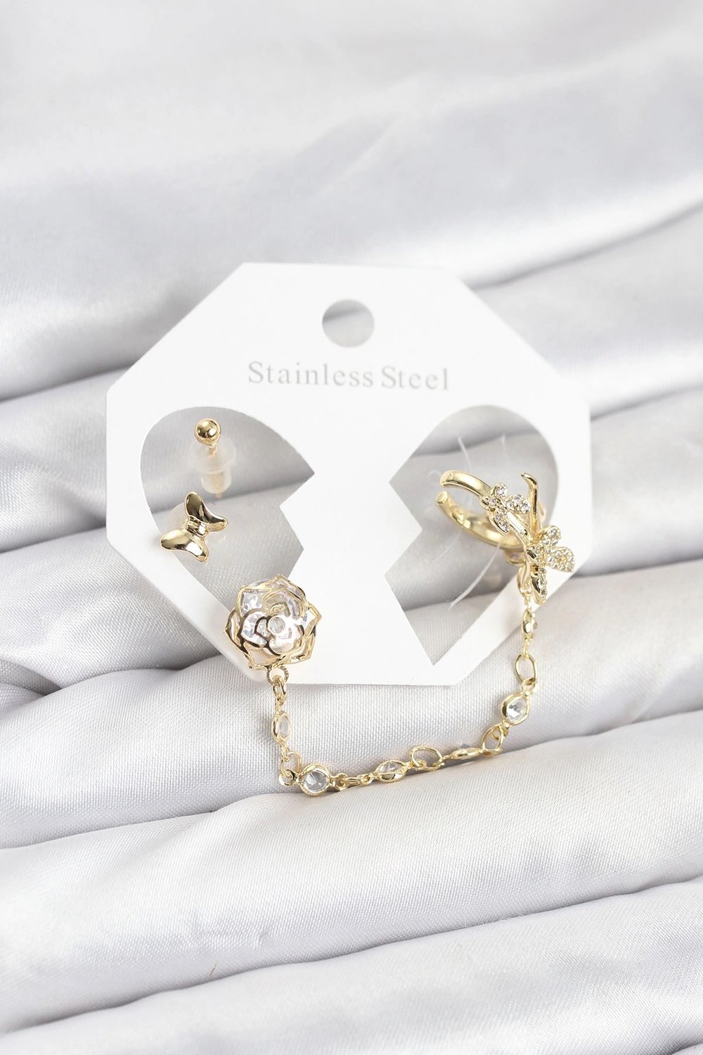 Mey İthalat® Pirinç Gold Renk Kelebekli Model Zincir Bağlantılı Ear Cuff Küpe Seti