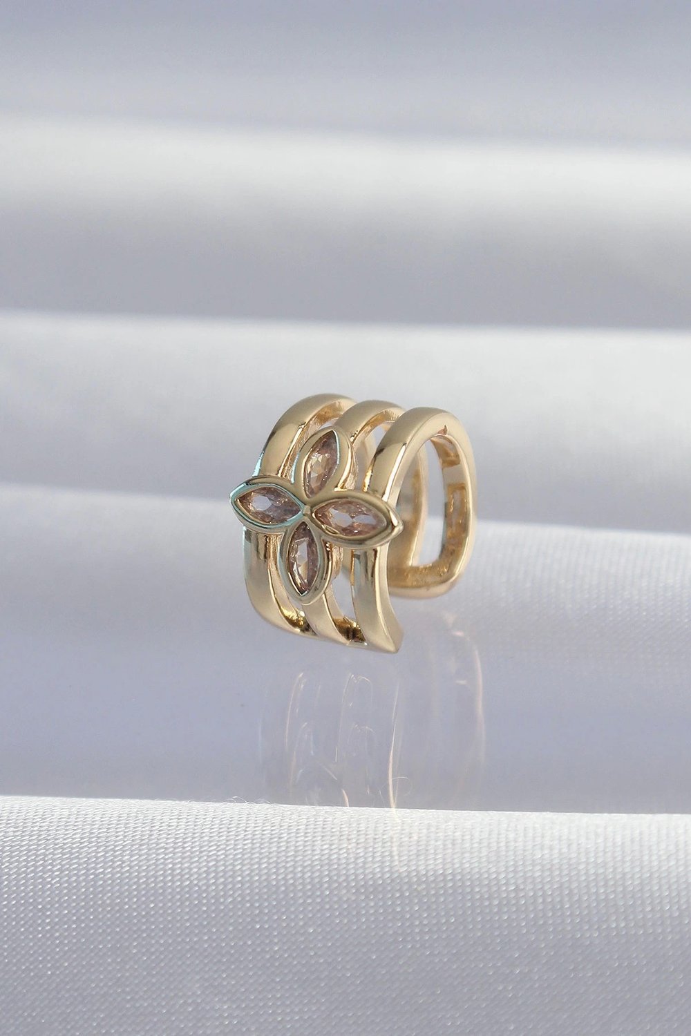Mey İthalat® Pirinç Gold Renk Yonca Earcuff Küpe