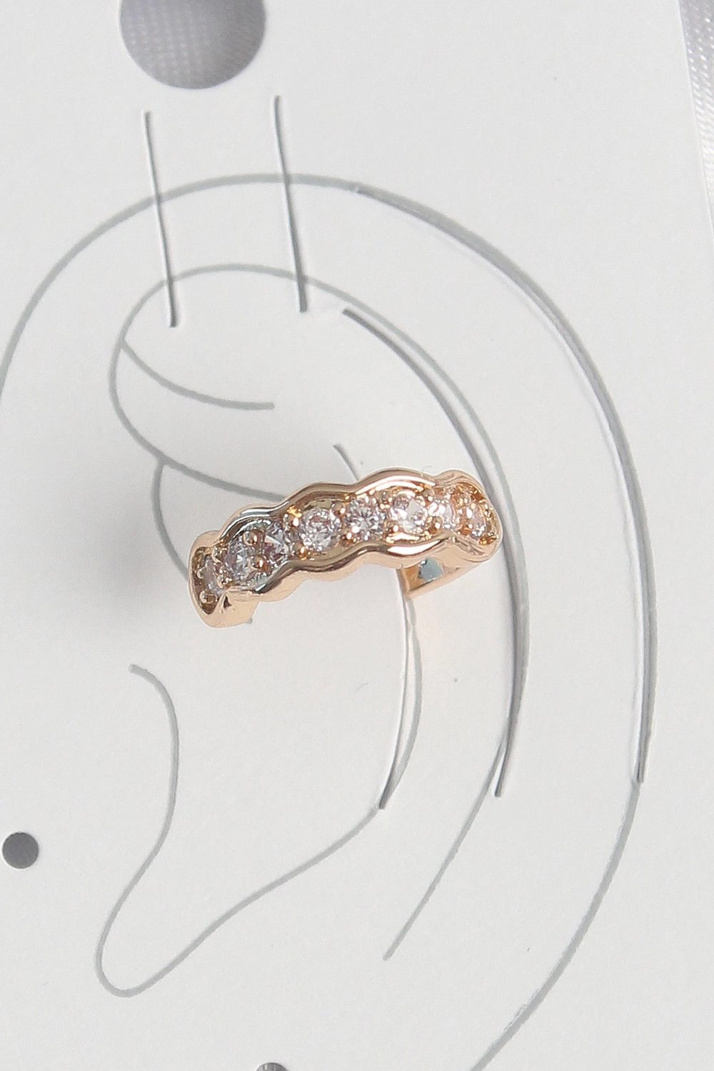Mey İthalat® Pirinç Gold Renk Zirkon Taşlı Kadın Kıkırdak Küpe