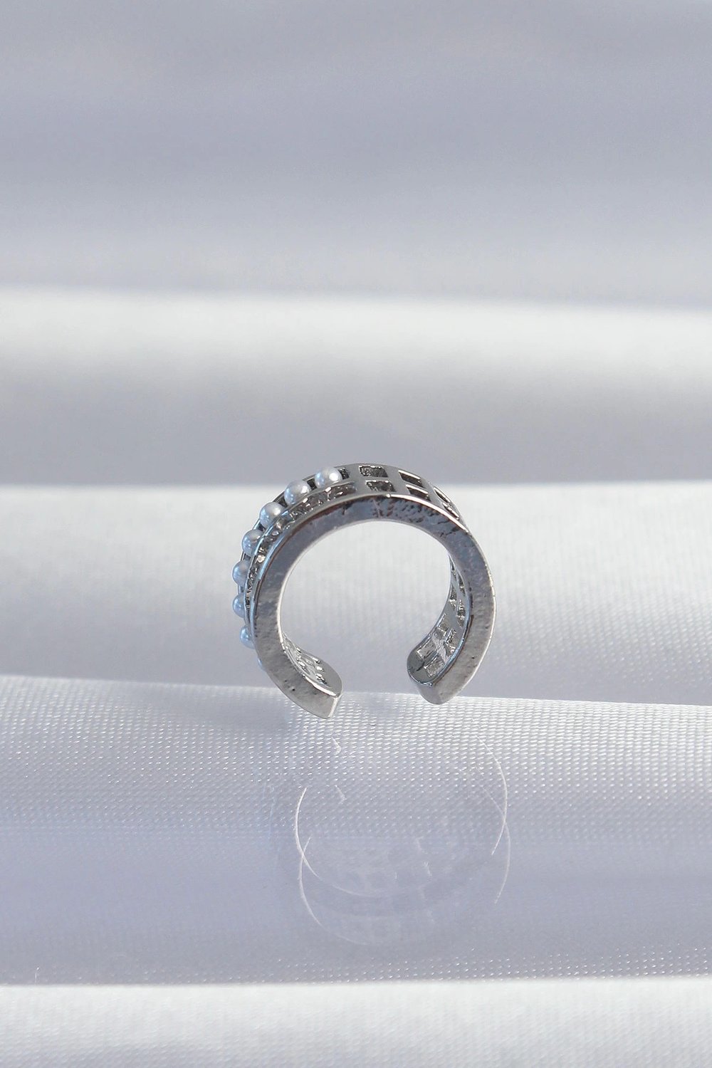 Mey İthalat® Pirinç Gümüş Renk İncili Baget Taşlı Earcuff Küpe