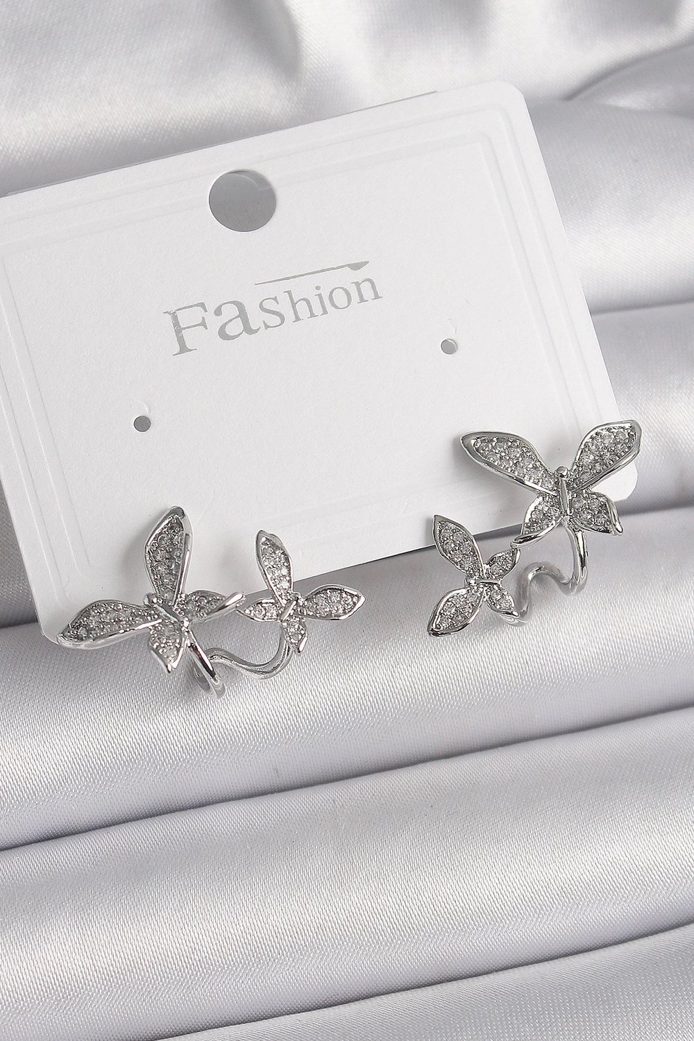 Mey İthalat® Pirinç Gümüş Renk Zirkon Taşlı Kelebek Model Kadın Küpe