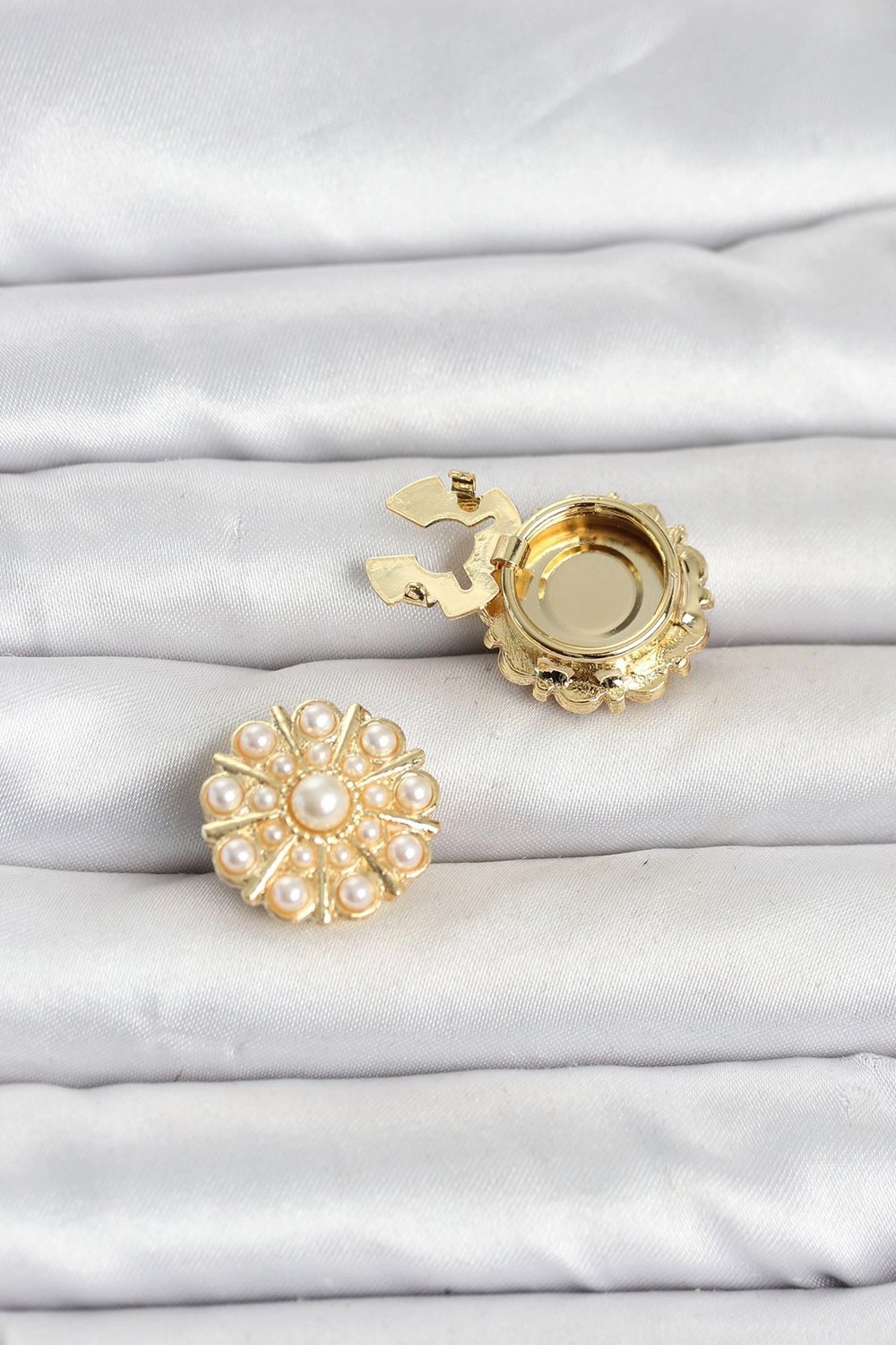 Mey İthalat® Vintage Model Gold Renk Düğme veya Manşet Broşu