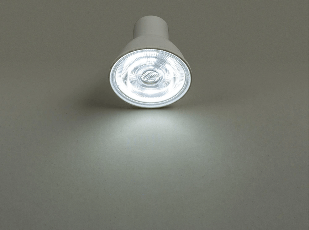 NOAS YL91 0701 M 7W Mercekli Led Çanak Ampül 6500K Beyaz Işık GU10 Duy