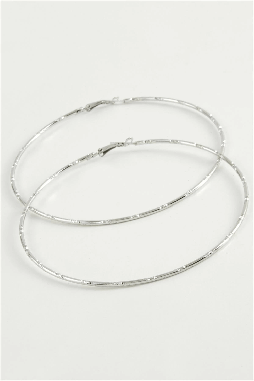 Noktalı Metal Halka Küpe 8-9-10 cm