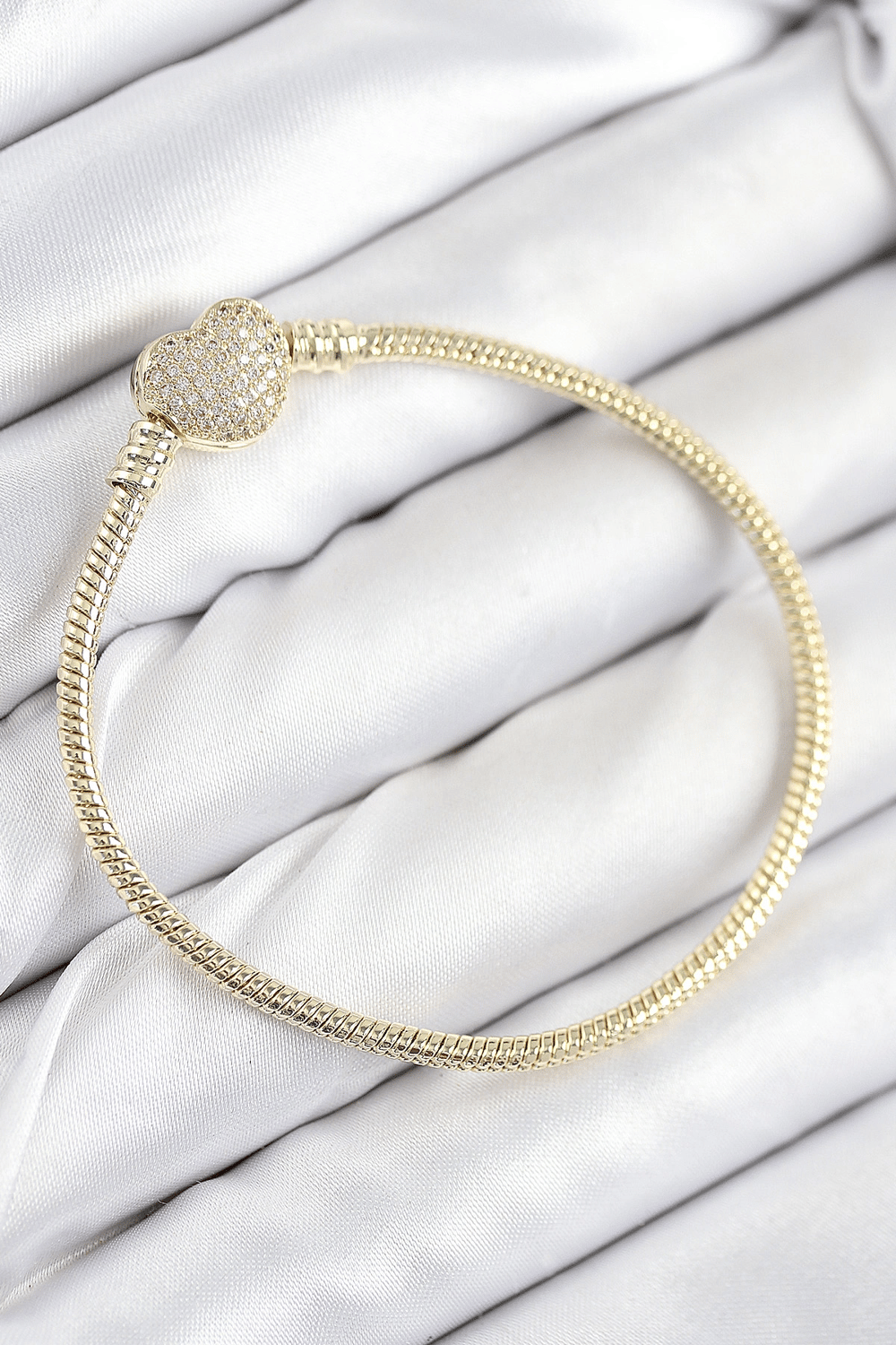 Pirinç Charm Zirkon Taşlı Kalp Model Gold Renk Kadın Bileklik