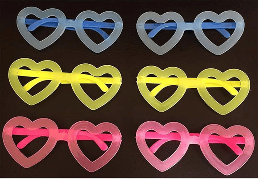 Retro Neon Fosforlu Kalp Gözlük 12 Adet – 80’ler 90’lar Parti Stili
