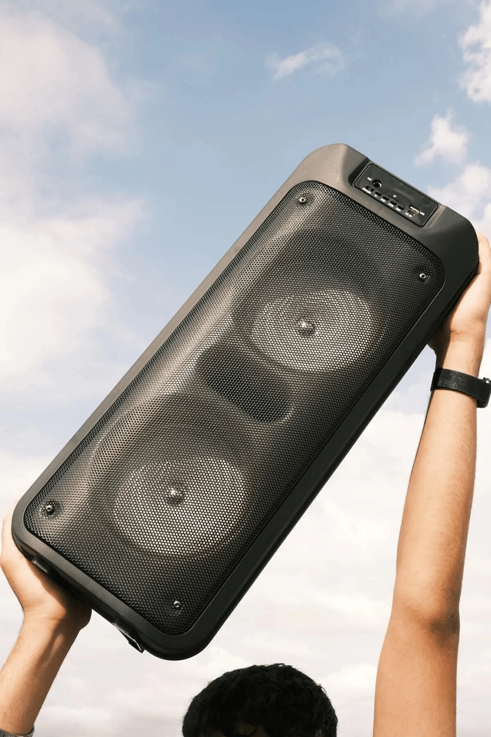 Siyah Büyük Çift Hoparlörlü Bluetooth Ses Sistemi, Işıklı ve Mikrofonlu, Suya Dayanıklı