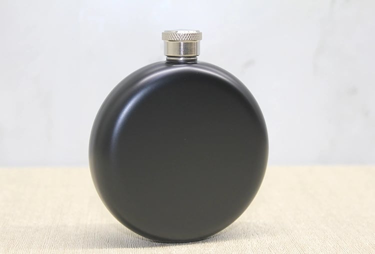 Yuvarlak Tekli Matara 5 Oz Siyah