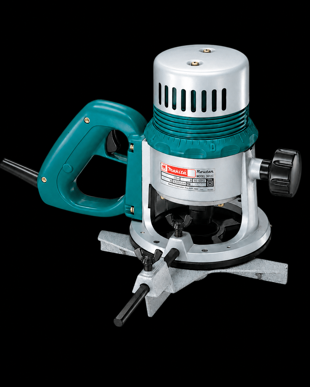 Makita M3601B - Dik Freze (Router, 900 W, Pens 6-8 MM)