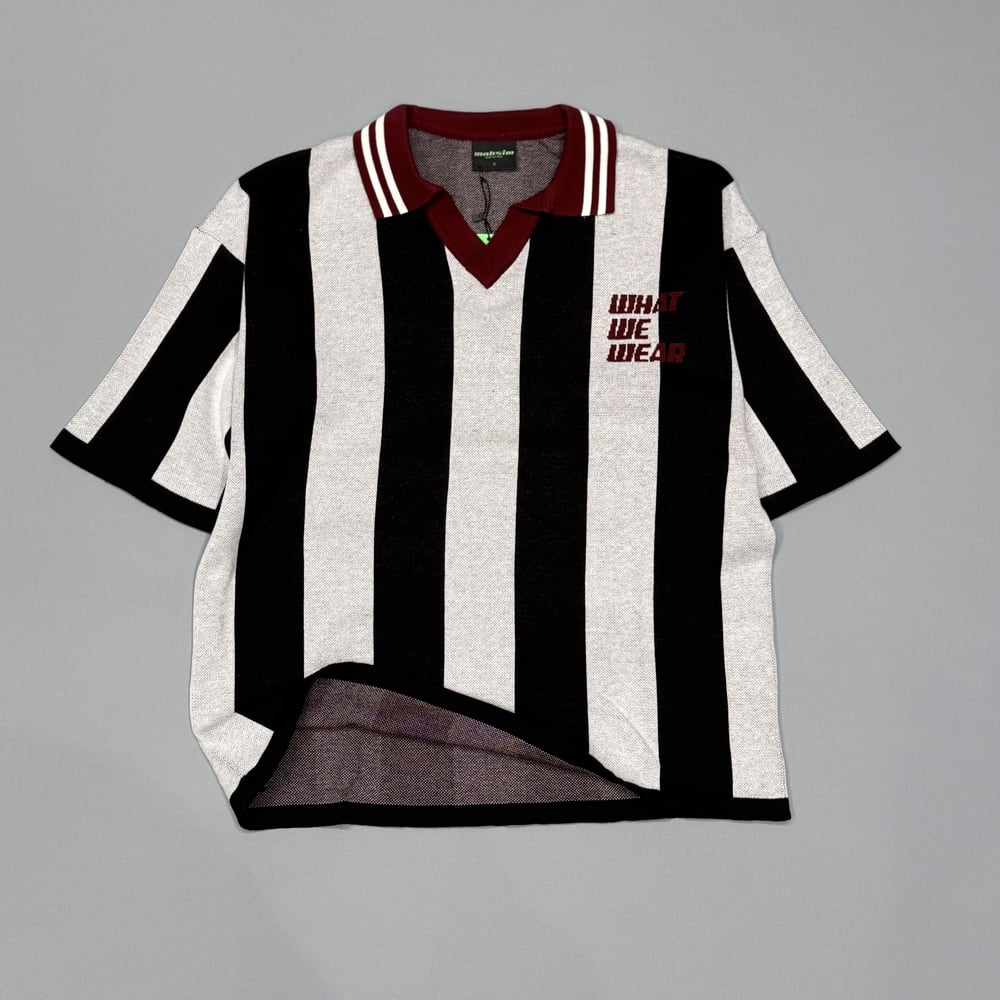 Siyah Dikey Çizgili Oversize Polo Yaka Triko