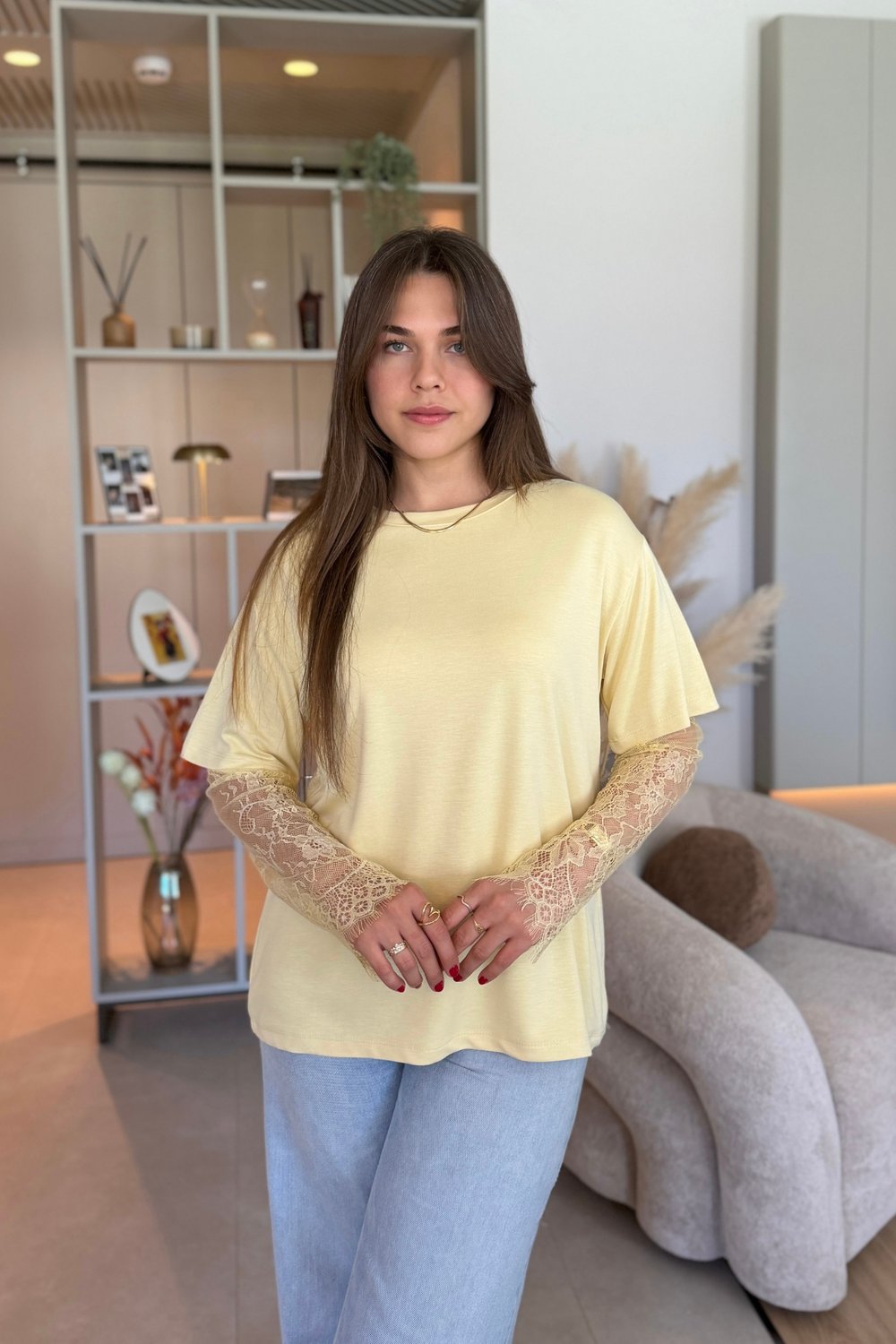 Dantel Detaylı Oversize Şık Sarı Modal Tişört