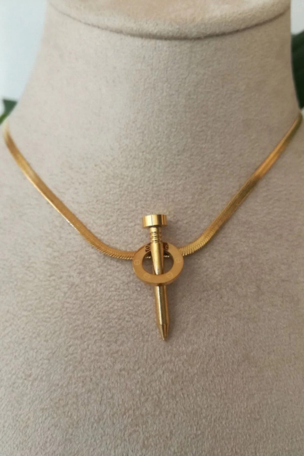 İtalyan Zincirli Civi Tasarim Gold Zincirli Altin Renkli Kaliteli Paslanmaz Celik Kolye Stainless Stell