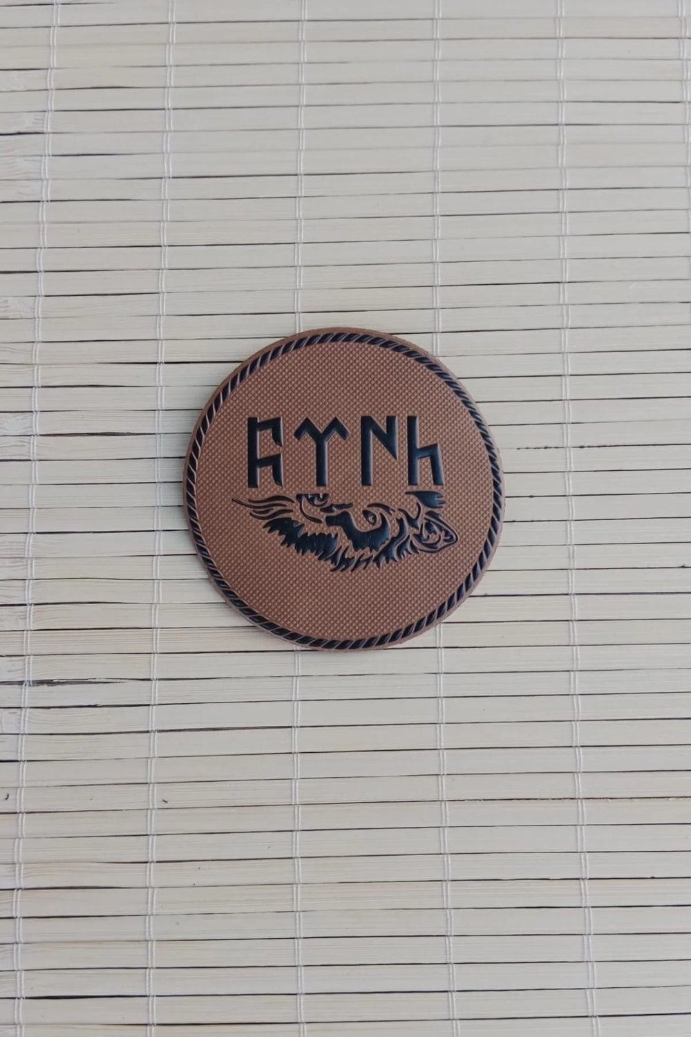 Kahverengi Zemin Siyah İslemeli Eski Turkce Turk Yazili Arma Pec Patch