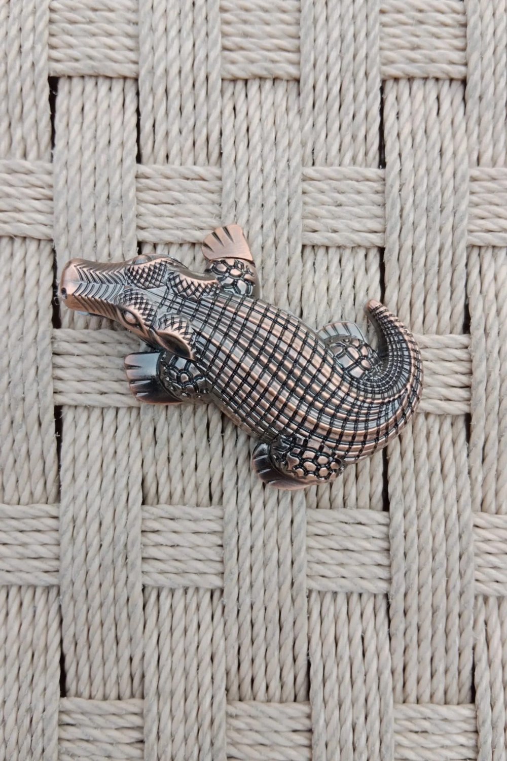 Ozel Tasarim Bakir Renkli Timsah Crocodile Alligator Kabartmali Manyetolu Purmuz Cakmak