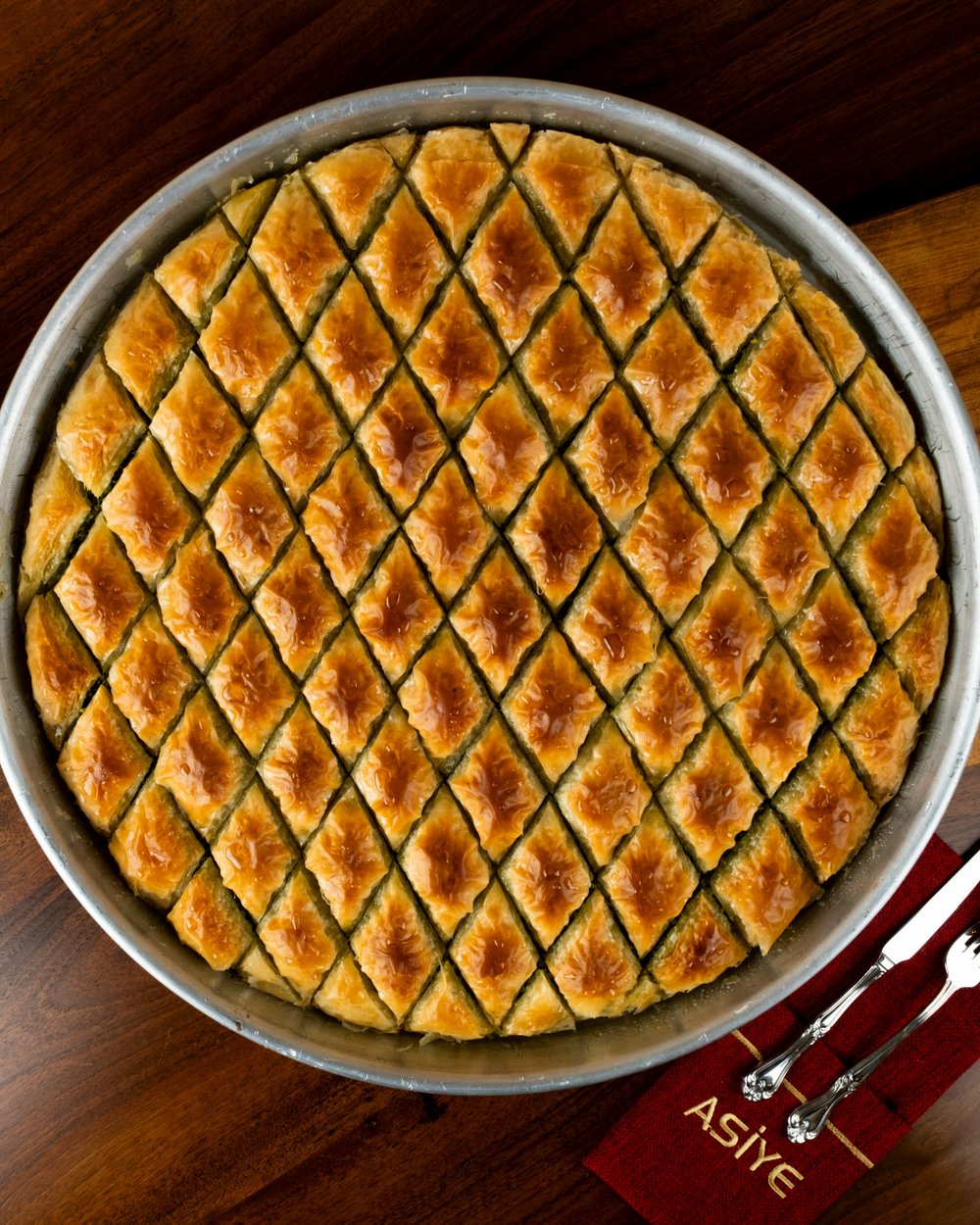 Fıstıklı Kuru Tepsi Baklava