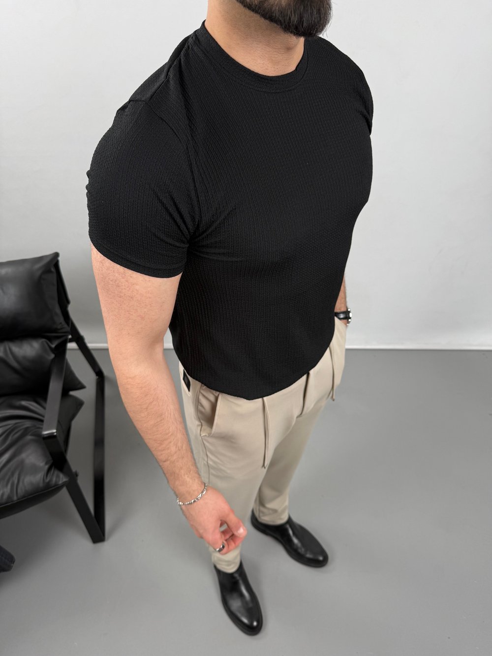 İNDİRİMLİ REGULAR KESİM BASİC TİŞÖRT